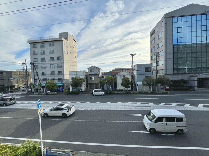 物件内観写真21　(室内からの展望)