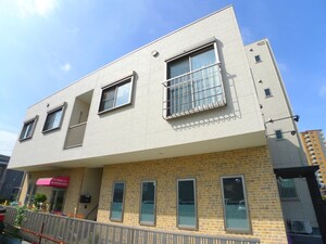 奥村貸住宅外観写真