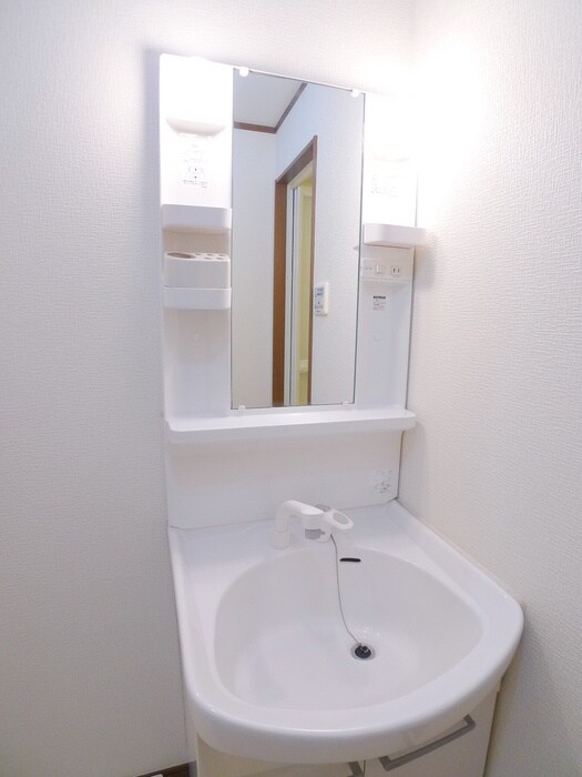 物件内観写真9　(洗面)