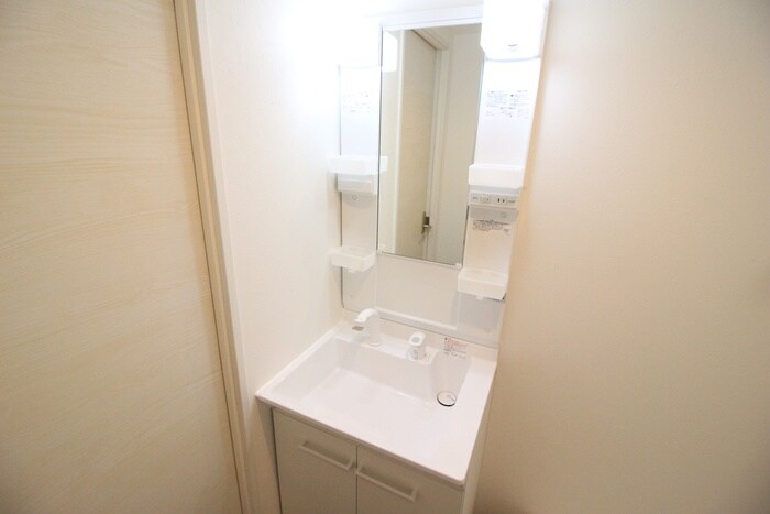 物件内観写真13　(洗面)