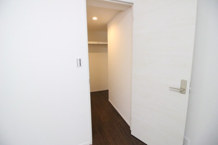 物件内観写真16　(収納)