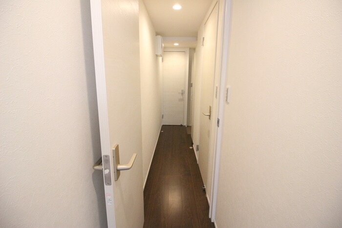物件内観写真19　(廊下)