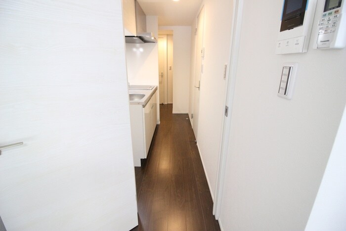 物件内観写真22　(廊下)