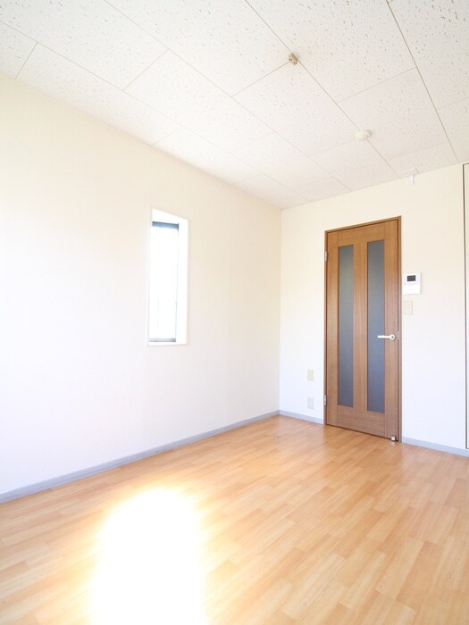 物件内観写真11　(居室)