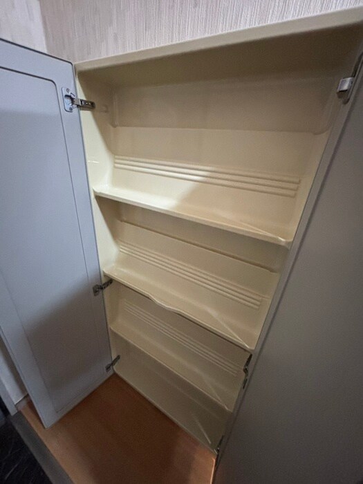 物件内観写真14　(靴箱)