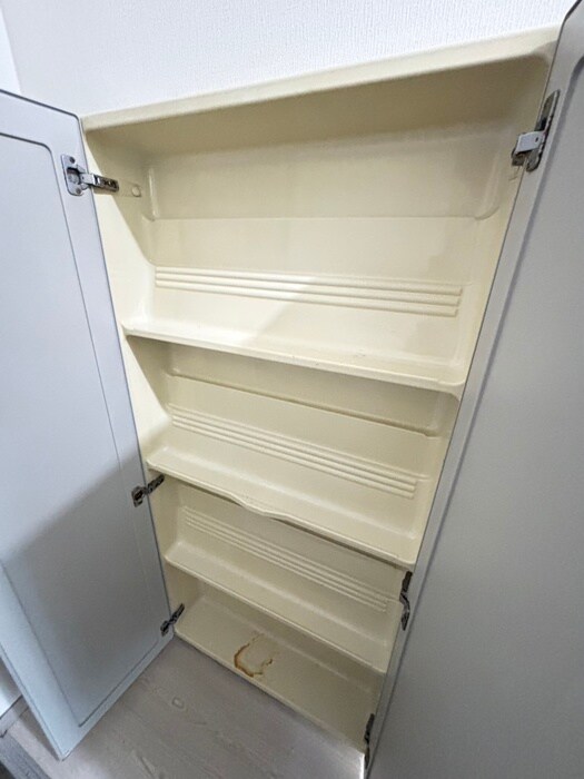 物件内観写真14　(靴箱)