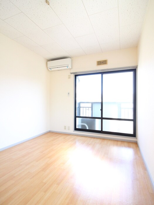 物件内観写真17　(居室)