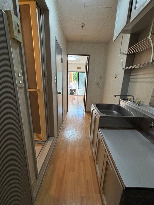 物件内観写真17　(廊下)