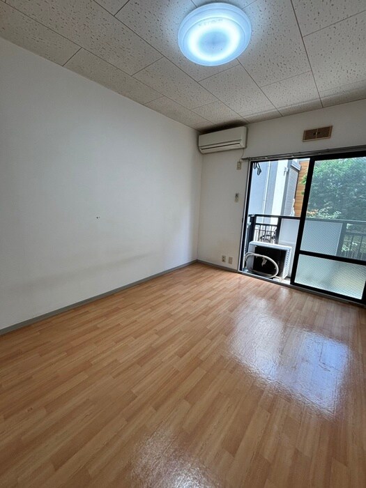 物件内観写真21　(居室)