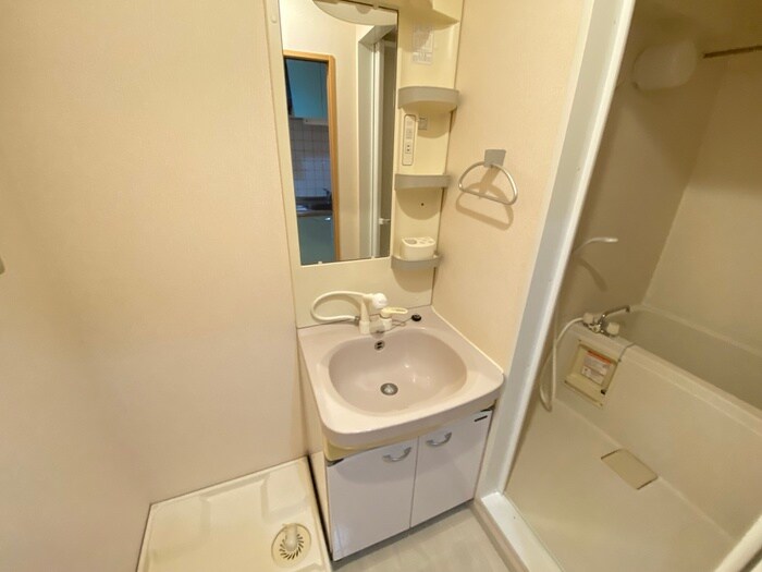 物件内観写真12　(洗面)