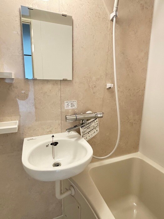 物件内観写真14　(洗面)