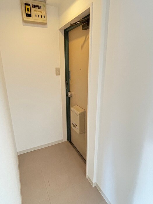 物件内観写真15　(玄関)