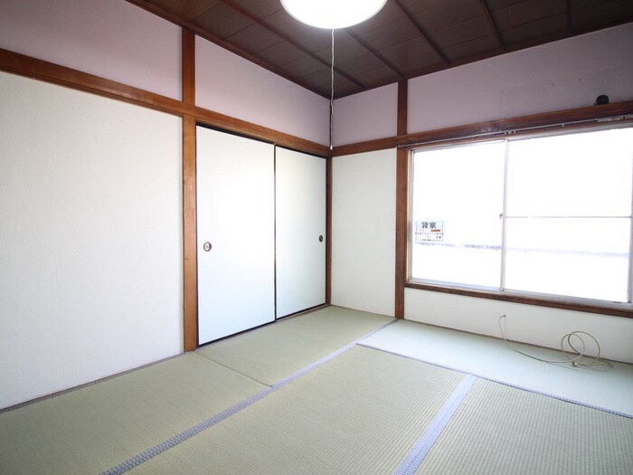 物件内観写真8　(居室)