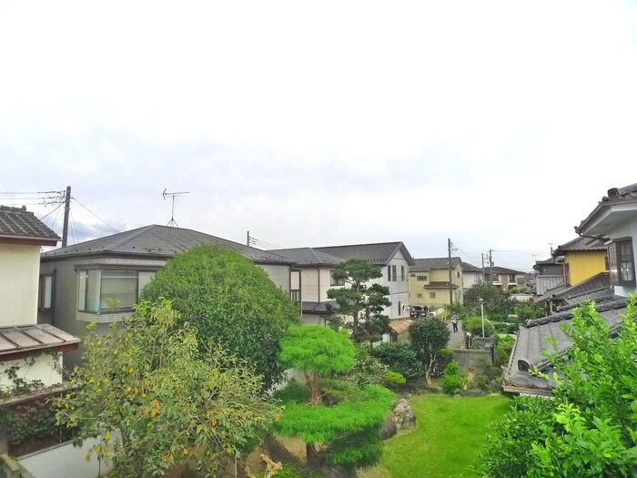 物件内観写真22　(室内からの展望)