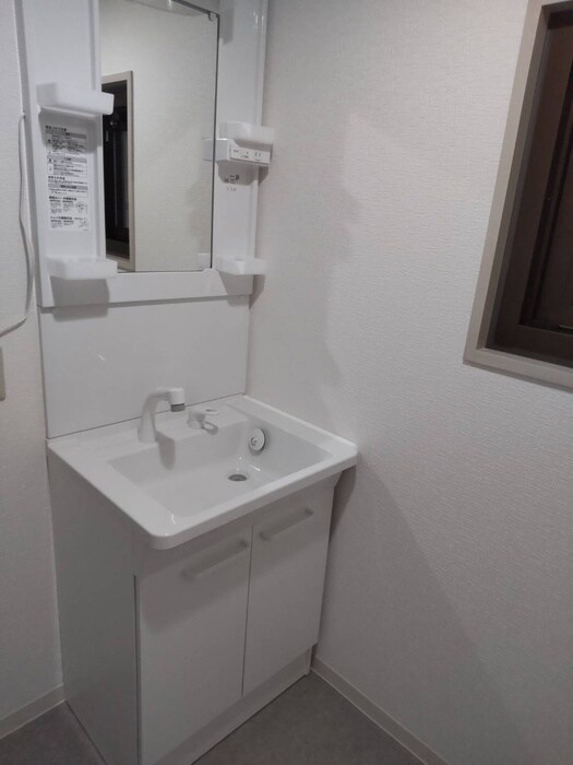 物件内観写真13　(洗面)