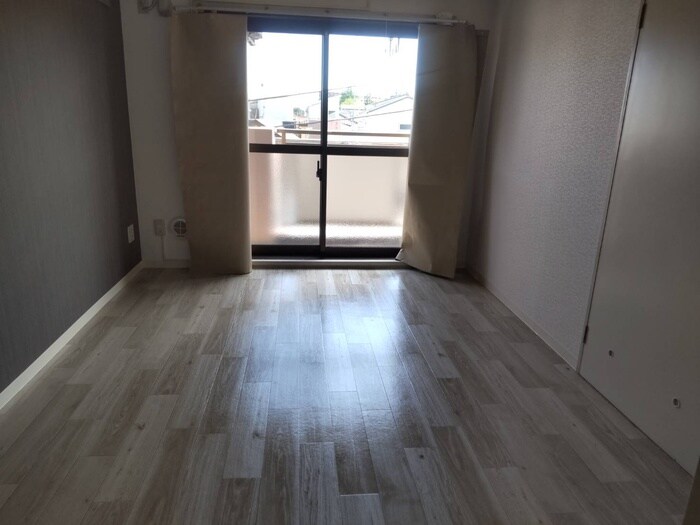 物件内観写真22　(居室)