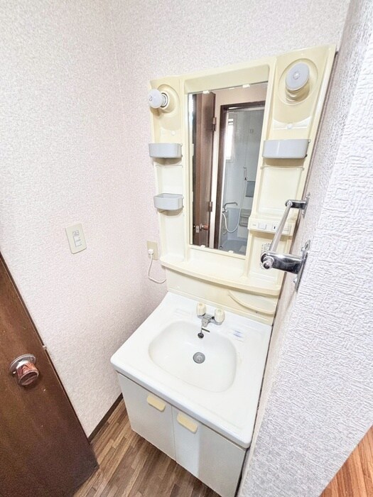 物件内観写真11　(洗面)