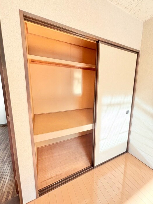 物件内観写真13　(収納)