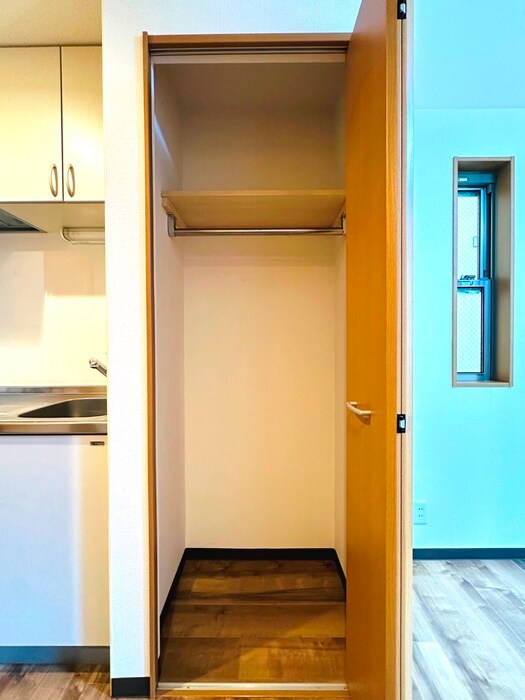 物件内観写真11　(収納)