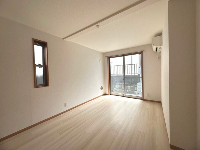 物件内観写真22　(居室)