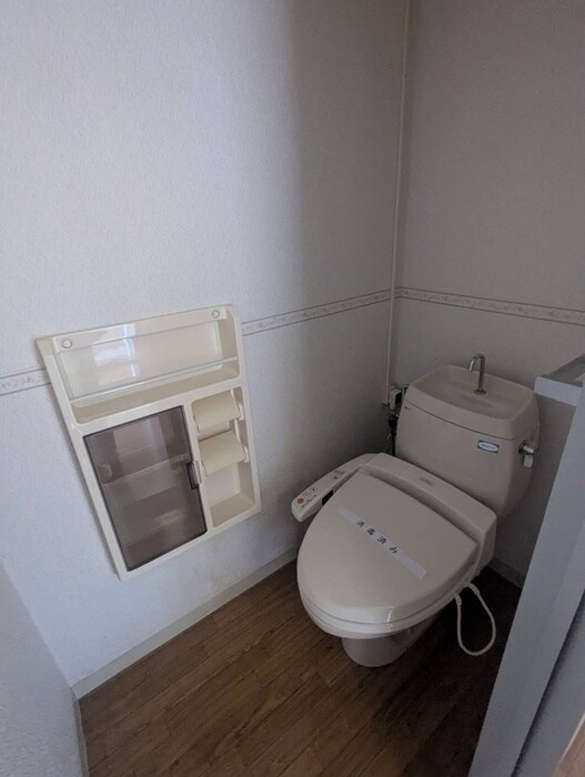 物件内観写真9　(トイレ)