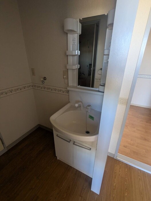 物件内観写真10　(洗面)
