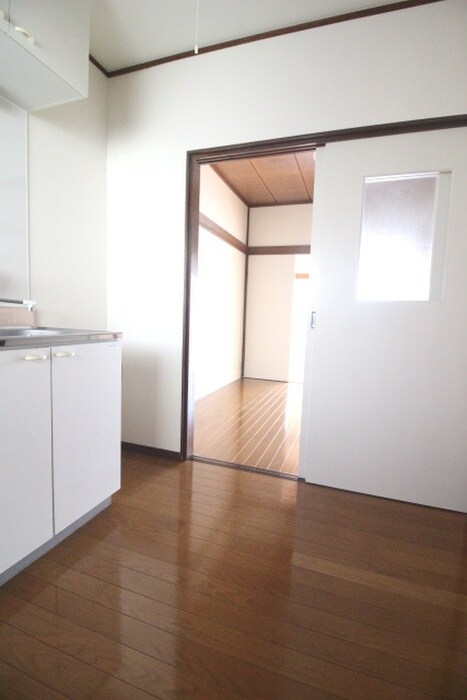 物件内観写真18　(廊下)