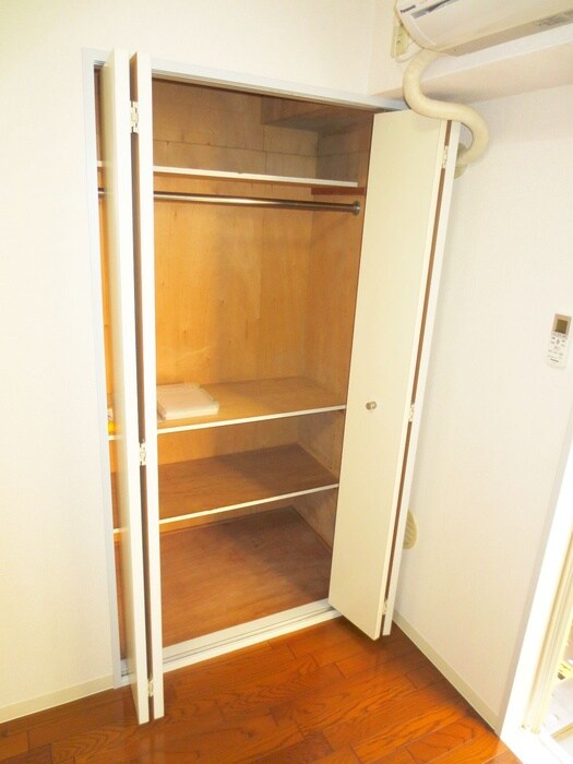 物件内観写真13　(収納)