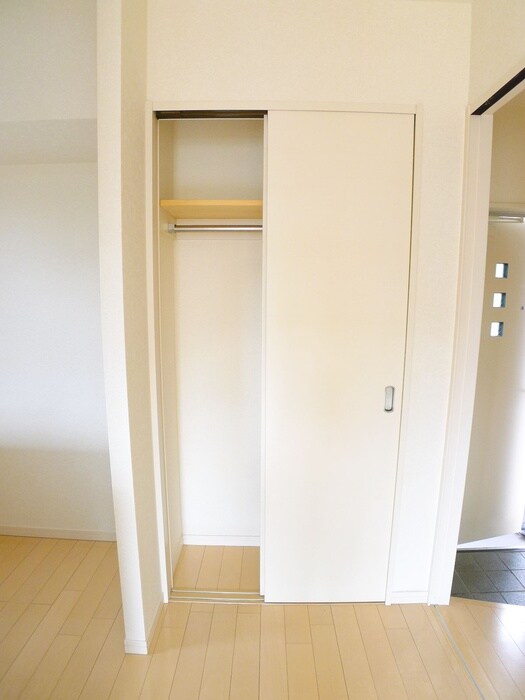 物件内観写真11　(収納)