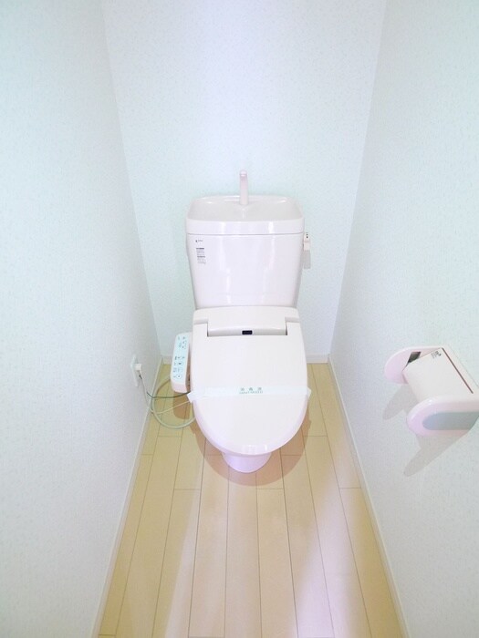 物件内観写真15　(トイレ)