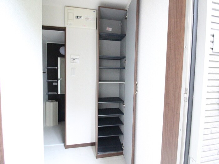 物件内観写真17　(靴箱)