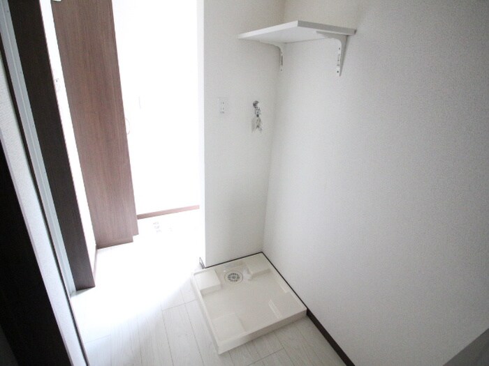 物件内観写真19　(洗濯機置場)