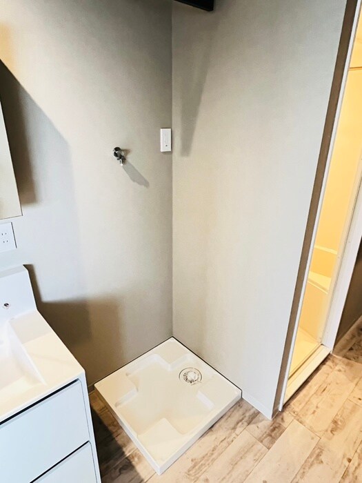 物件内観写真16　(洗濯機置場)