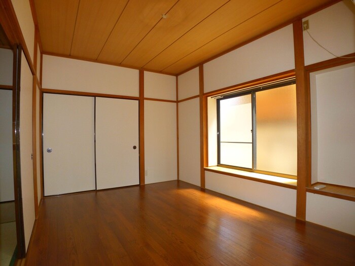 物件内観写真8　(居室)