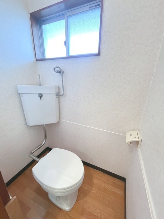 物件内観写真11　(トイレ)