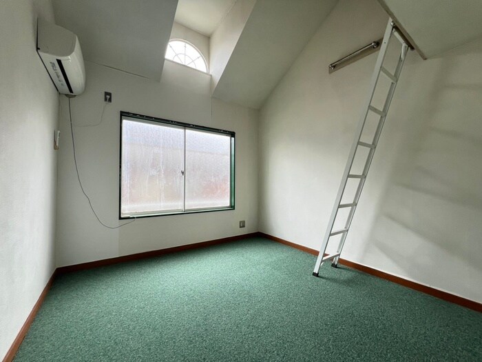 物件内観写真8　(居室)