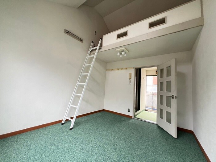 物件内観写真9　(居室)