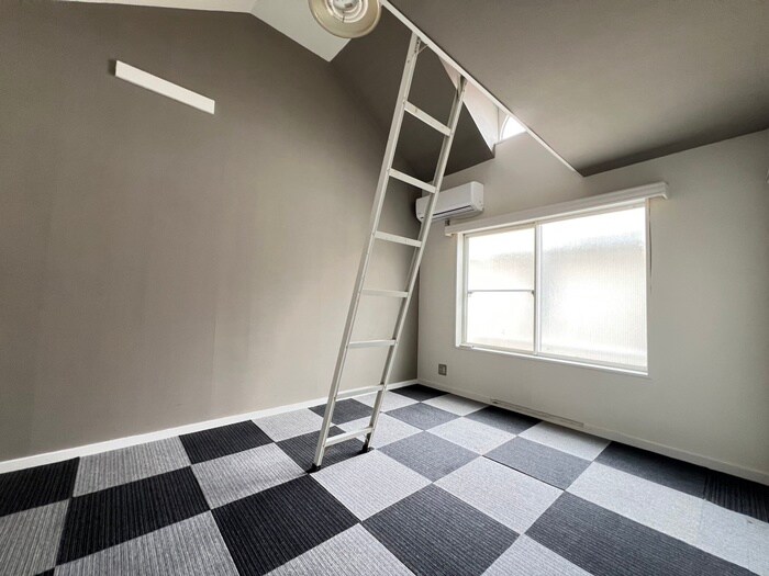 物件内観写真10　(居室)