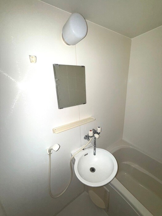 物件内観写真12　(洗面)