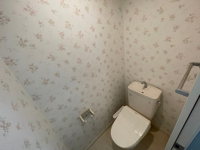 物件内観写真15　(トイレ)