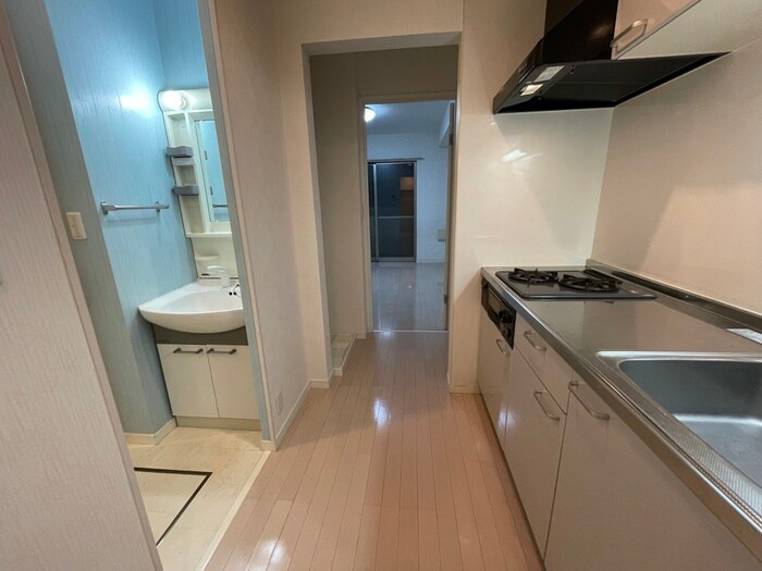 物件内観写真21　(廊下)