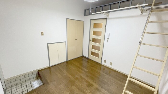 物件内観写真8　(居室)