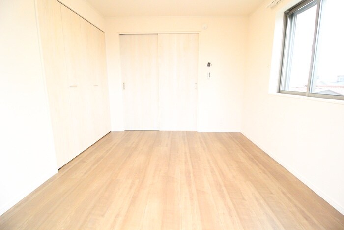 物件内観写真10　(居室)