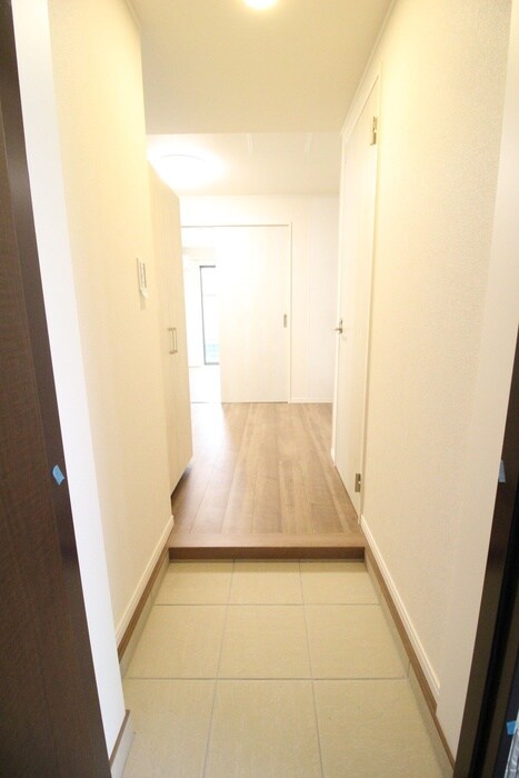 物件内観写真19　(玄関)