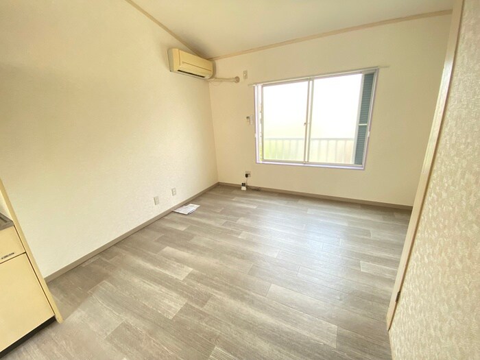 物件内観写真17　(居室)