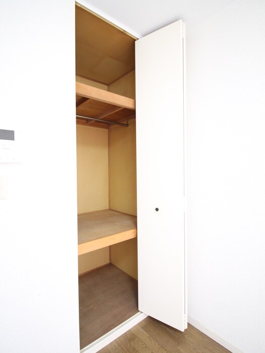 物件内観写真15　(収納)