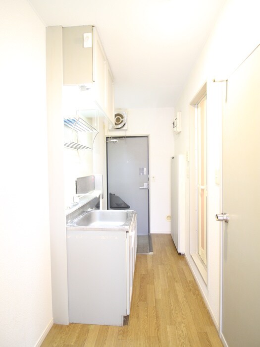 物件内観写真17　(玄関)