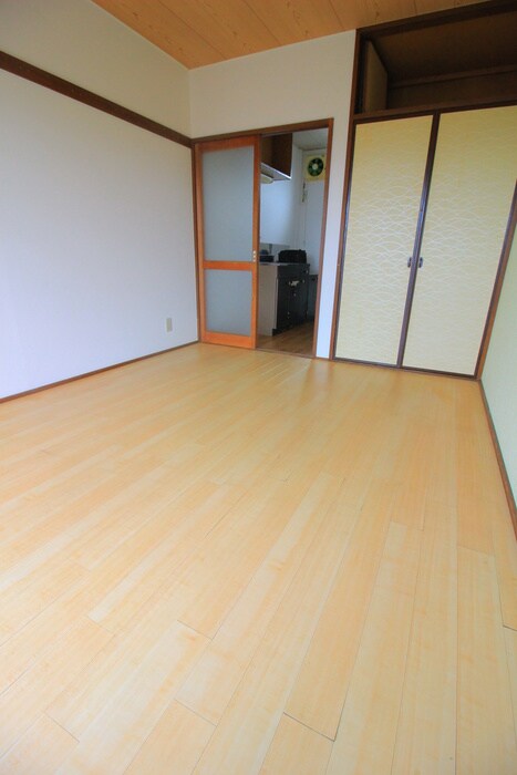 物件内観写真5　(居室)