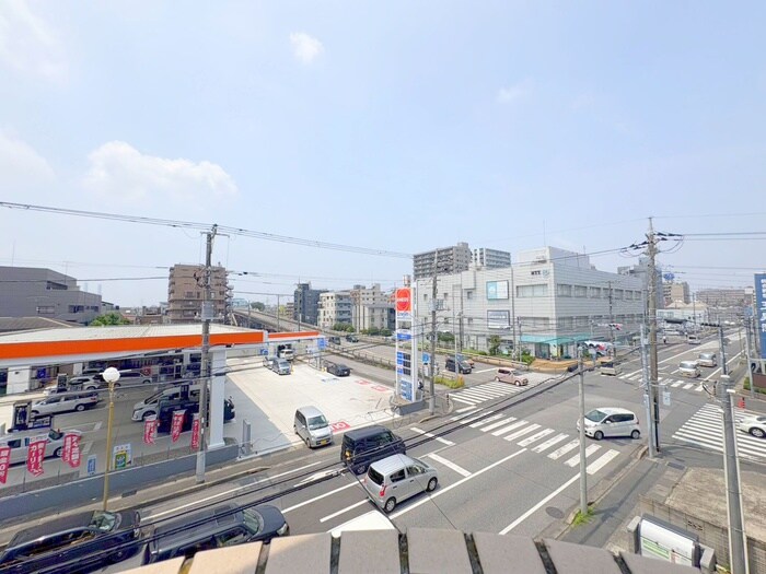 物件内観写真22　(室内からの展望)