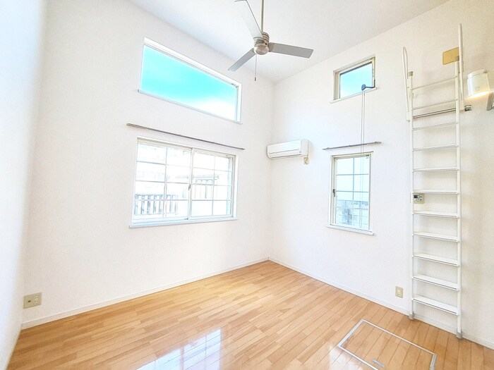 物件内観写真7　(居室)